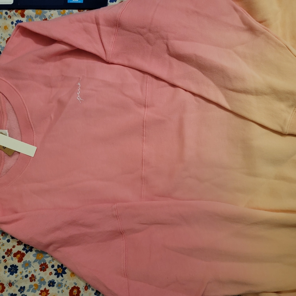 Pink by Victoria Secrets Women's sweater